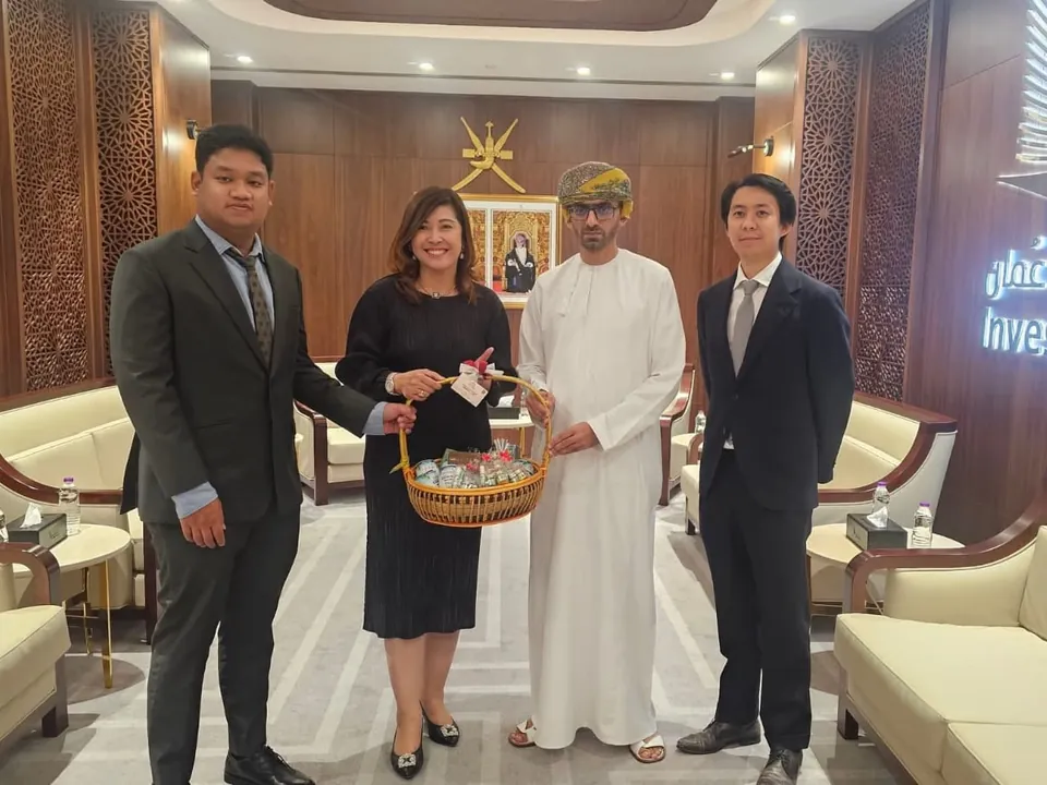ดร. มาริสา แผ่ความดี พบเจ้าหน้าที่ Invest Oman ที่มัสกัต